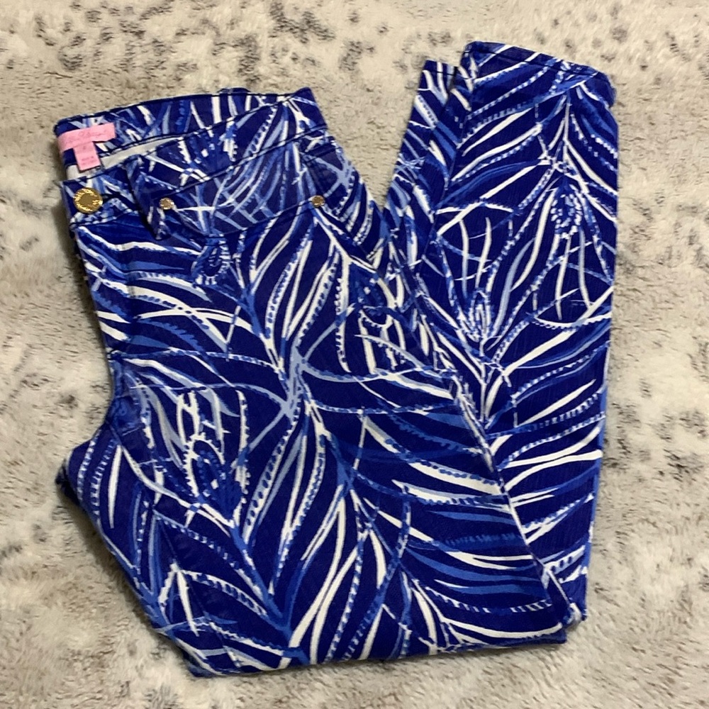Lilly Pulitzer jeans so 4